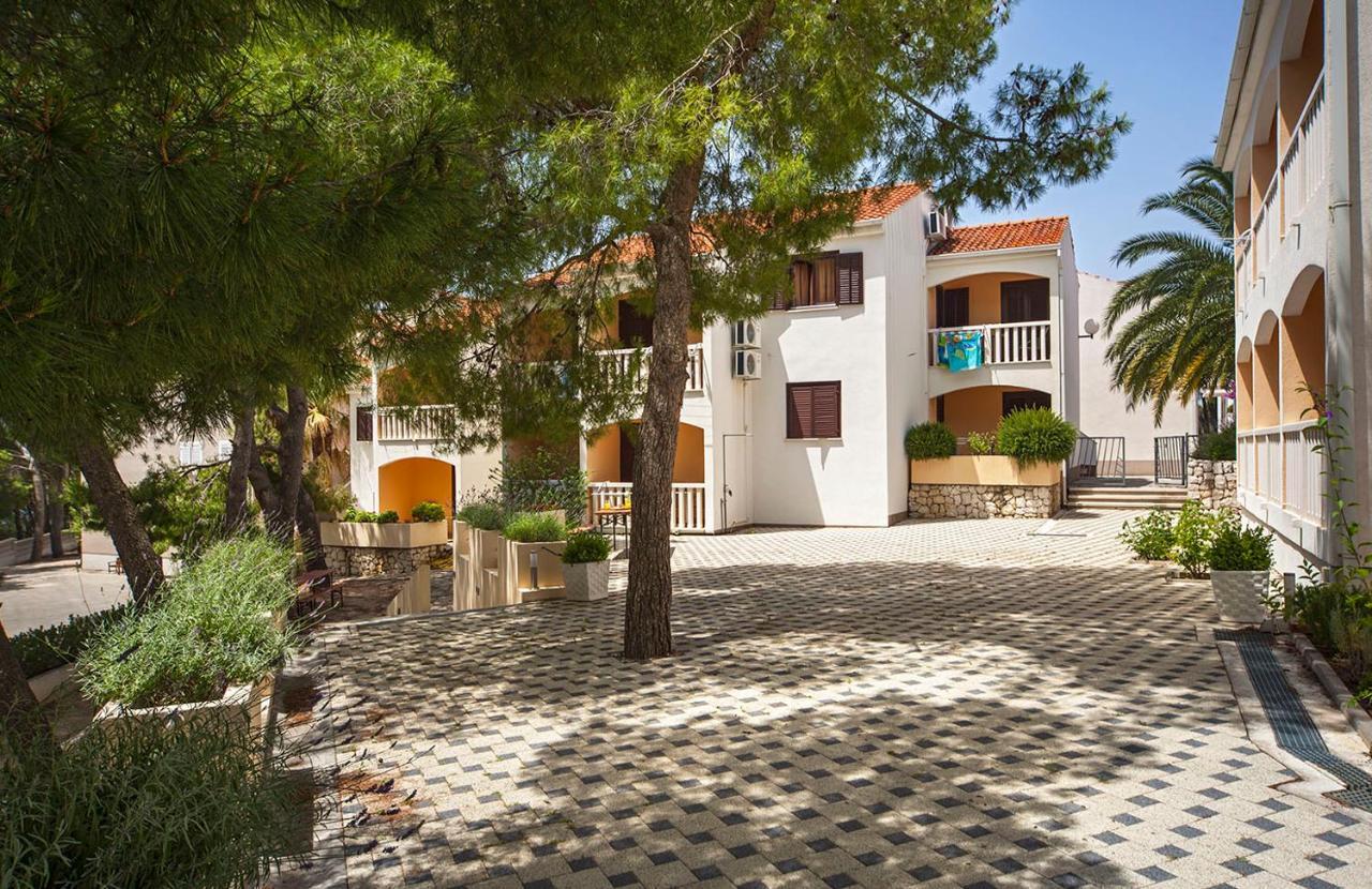 Beach Apartments Lavica بودْسْتغانا المظهر الخارجي الصورة