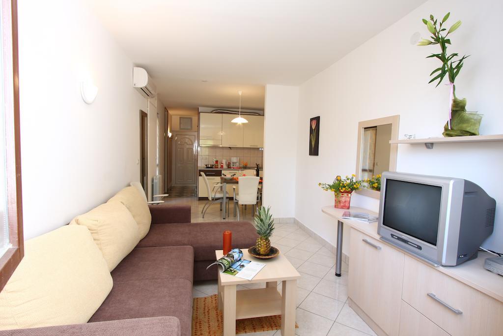 Beach Apartments Lavica بودْسْتغانا المظهر الخارجي الصورة